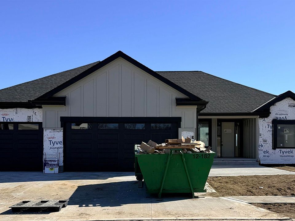 1st image of 613 Valley Rd