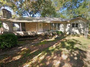 30 Upchurch Dr, Buchanan, TN 38222