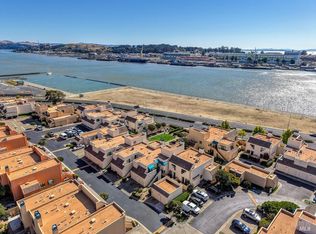 141 Nantucket Ln, Vallejo, CA 94590