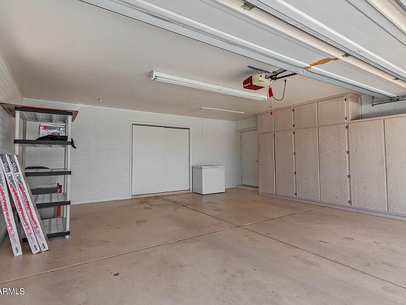 4th image of 7824 E NEVILLE Avenue