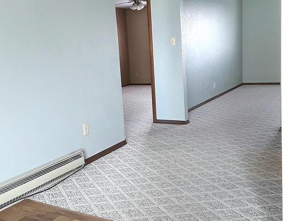 kitchen, looking into living/bdrm
