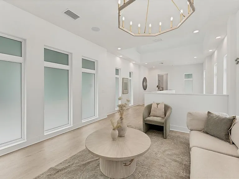 6028 Red Mangrove Ln — Photo 22