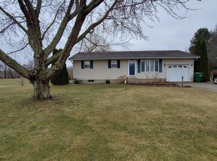 16429 Fawn River Rd, White Pigeon, MI 49099