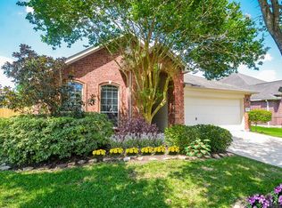13003 Winter Springs Dr, Pearland, TX 77584