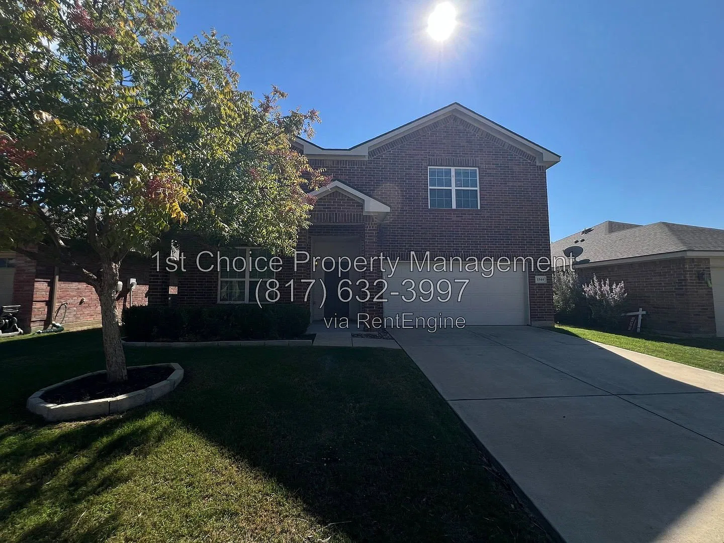 4 bed, 2.5 bath, 3000 sqft, $2,450 — Photo 2