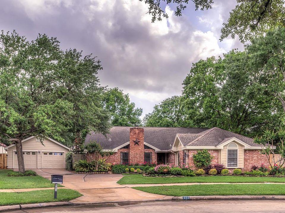 1st image of 603 Woodlake Cir