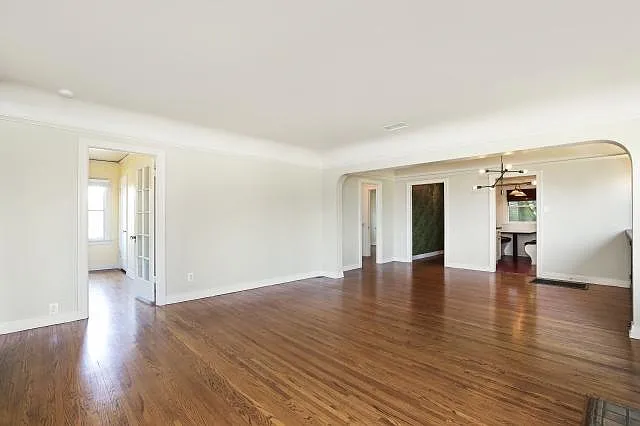 Lvg room facing back Brm/hall/front entry/kitchen