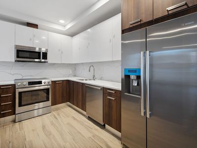 2478 E 11th St APT 2C, Brooklyn, NY, 11235
