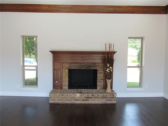 5th image of 2805 Bedfordshire Ln