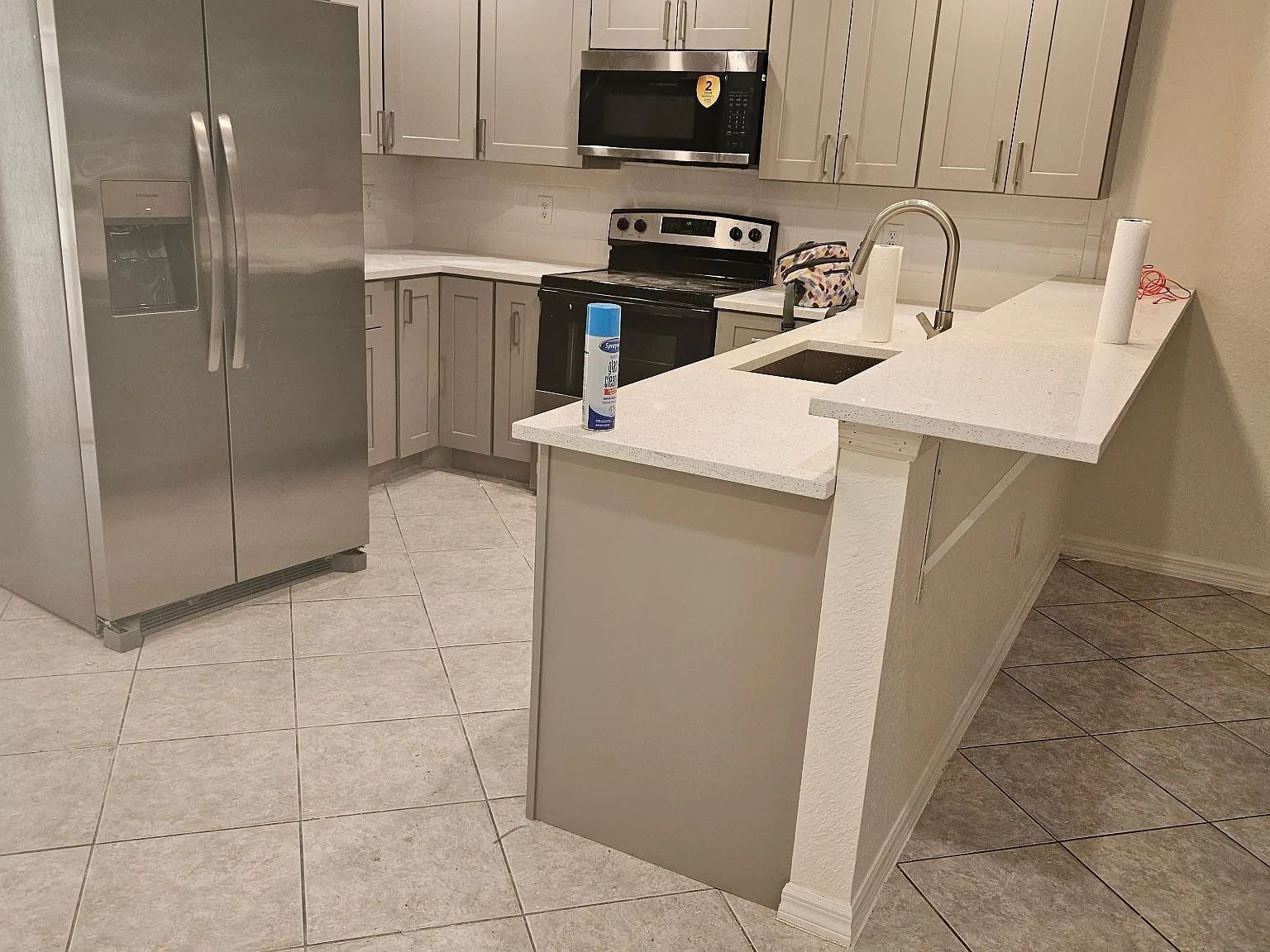 3 bed, 1200 sqft, $1,850 — Photo 2