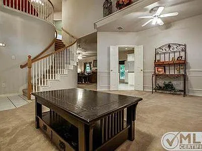 1009 Spanish Oak Dr — Photo 5