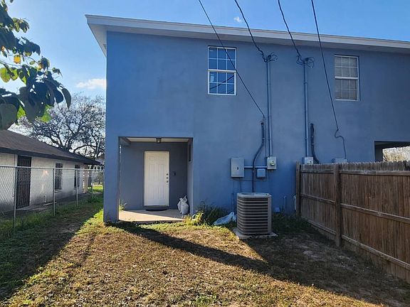 3rd image of 402 S 34th St #A