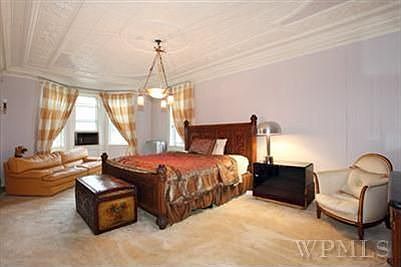 5th image of 33 Lawton Ave