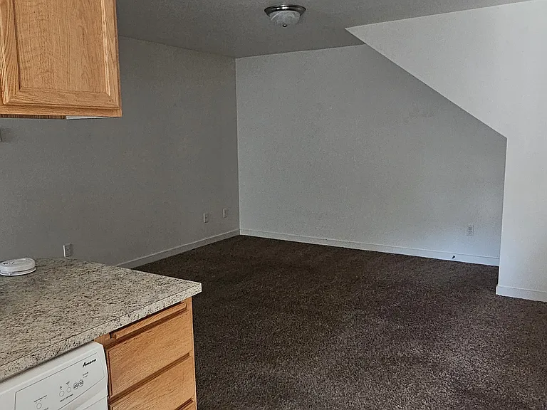 4130 Henry Ct #B — Photo 18