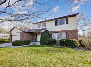 2405 Rockingham Dr, Troy, OH 45373