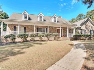 440 Saddlebrook Dr, Roswell, GA 30075