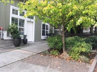311 N 77th St UNIT F, Seattle, WA 98103