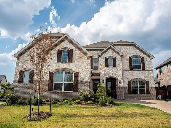 3rd image of 118 Timber Creek Ln