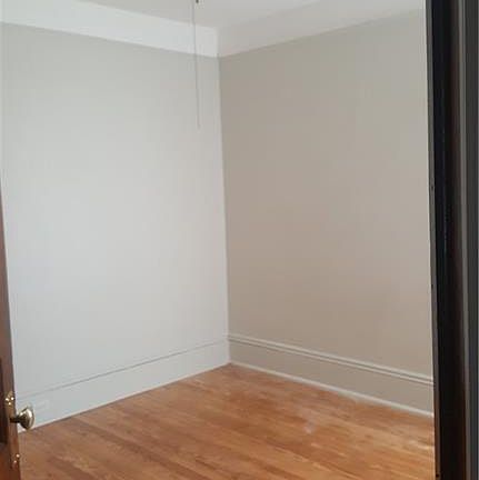 3rd image of 588 Park Ave