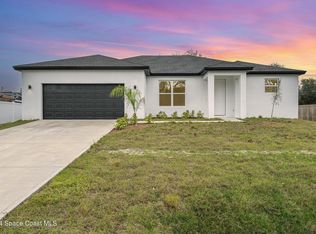 615 Santo Domingo Ave SW, Palm Bay, FL 32908