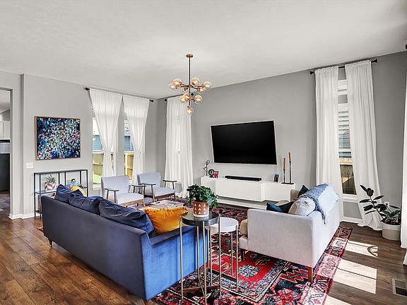 4th image of 2030 Alvord St