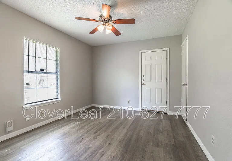 512 Curtiss Ave — Photo 12