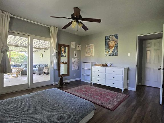 3rd image of 2237 W Catalina Dr
