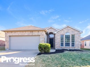 1108 Melrose Dr, Burleson, TX 76028