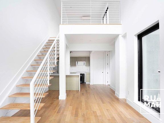 4th image of 135 Lefferts Pl APT 4B