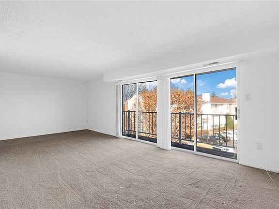 4th image of 8418 Obannon Ct APT 1010