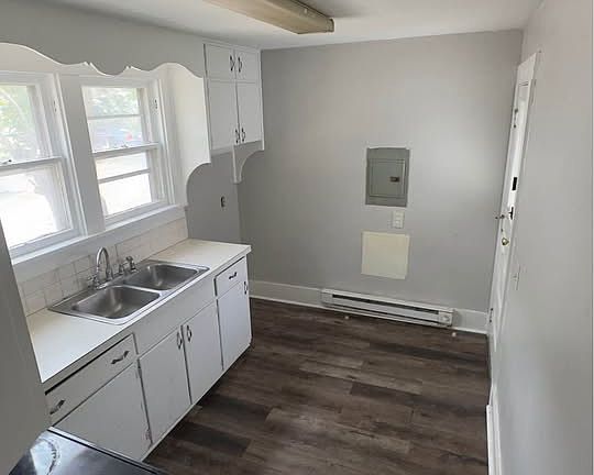 3rd image of 420 N Williams St #420