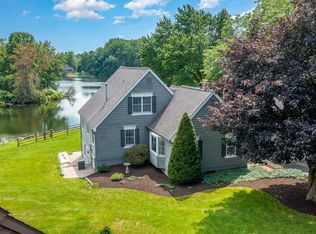 1758 Deer Creek Ct, Valparaiso, IN 46385
