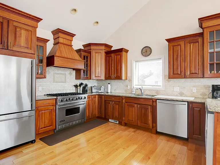 5219 Sea Spray Rd — Photo 20
