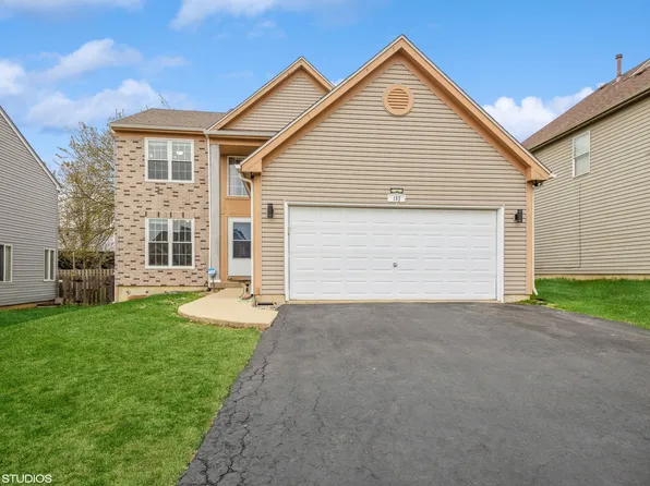 157 Augusta Dr, Streamwood, IL 60107