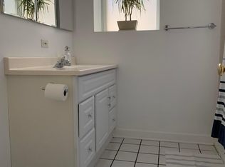 1262 W Argyle St APT 3, Chicago, IL 60640