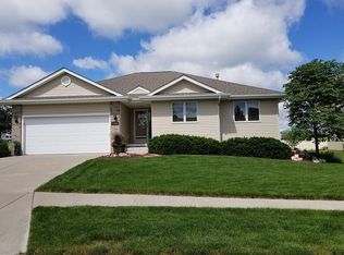 11812 S 213th St, Gretna, NE 68028
