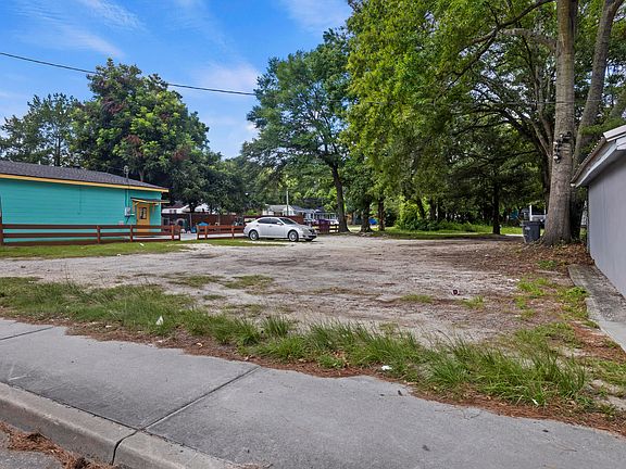 5th image of 2911 Alabama Dr