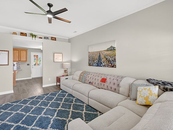 5th image of 301 Richmonds Retreat Blvd