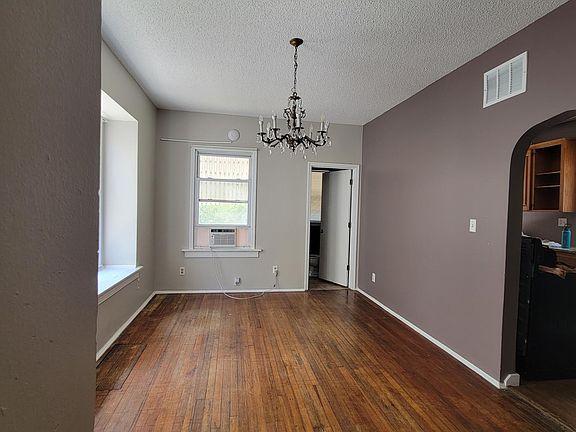 5th image of 1110 Cleveland Ave