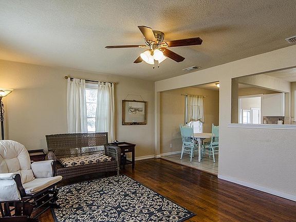 5th image of 3001 Olive Pl