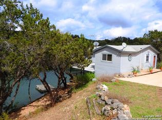 1137 Blue Bill Cove Dr, Lakehills, TX 78063