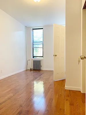 Rented by Compass | media 2