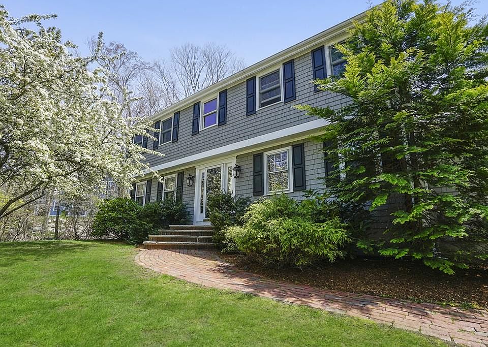1st image of 57 Deerfield Ave