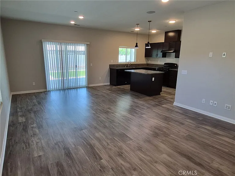 31810 Ives Ct — Photo 3
