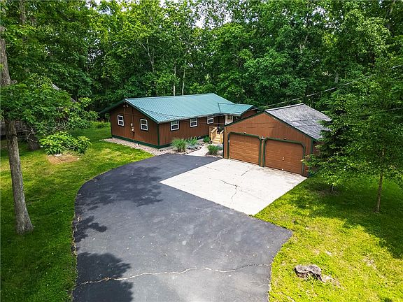 2nd image of 307 Timber Hill Rd