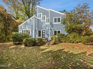 145R Shore Rd, Old Greenwich, CT 06870