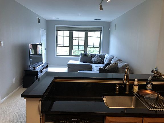 5th image of 26 Avenue At Port Imperial APT 212