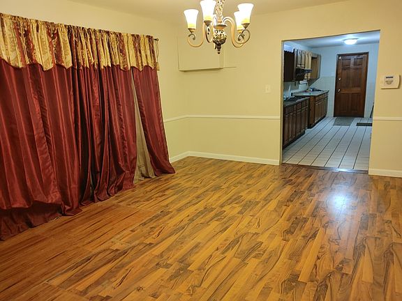5th image of 50 Goethe St #1