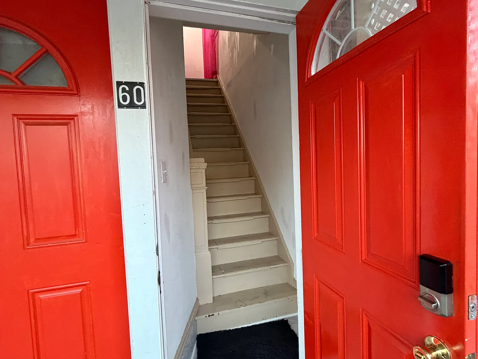 2 bed, 1128 sqft, $1,100 — Photo 2
