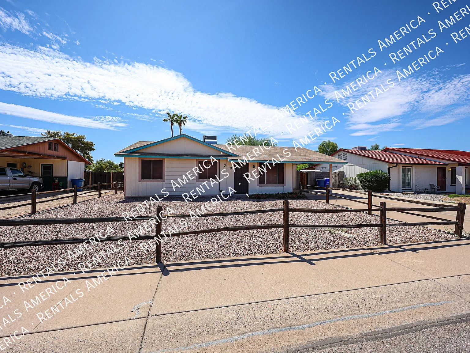 4 bed, 1581 sqft, $2,300 — Photo 4
